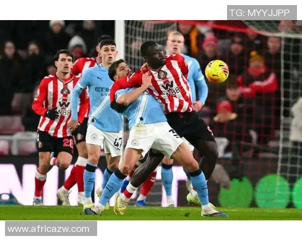 鲁本迪亚斯关键时刻封堵曼城对手进攻展现防守大师风范