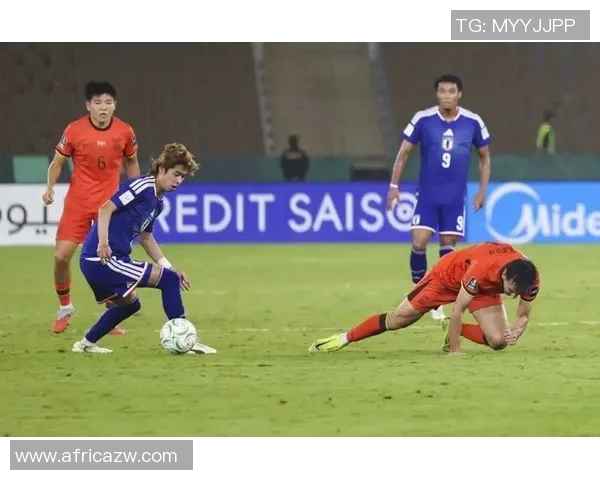 小仓幸成在U23亚洲杯中精彩抽射助球队获胜