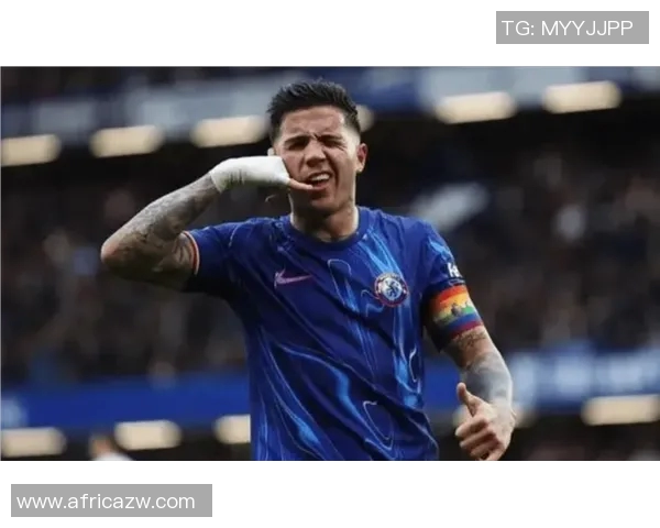 恩佐在切尔西的英超征程如何影响球队未来发展与战术布局