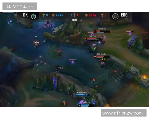 Jiejie在激烈对决中成功拿下一血展现出超强实力与团队默契 Jiejie在激烈对决中成功拿下一血展现出超强实力与团队默契