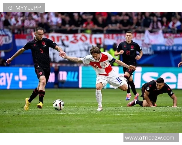 克罗地亚队憾负瑞士,欧洲杯遗憾出局:回顾那段跌宕起伏的赛程 克罗地亚队憾负瑞士,欧洲杯遗憾出局:回顾那段跌宕起伏的赛程