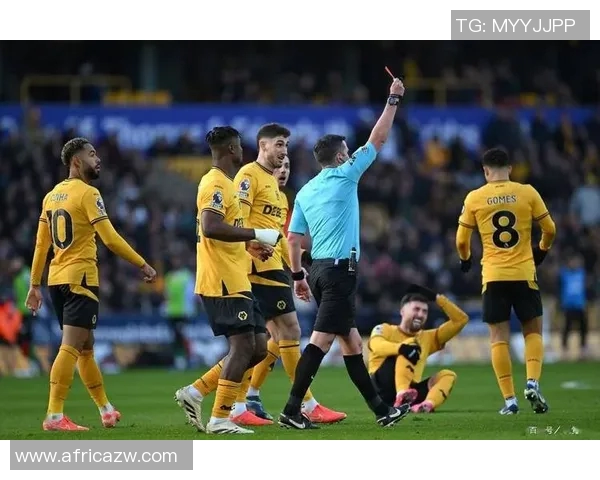 频繁受伤困扰,多特蒙德陷入伤病泥潭 频繁受伤困扰,多特蒙德陷入伤病泥潭